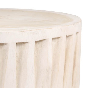 Table basse en bois sculpté blanc